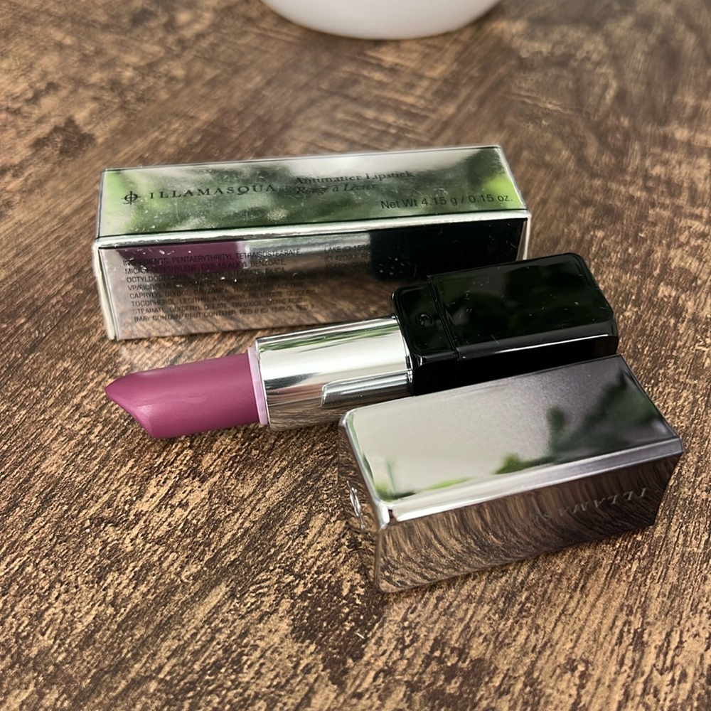 Illamasque Antimatte Lipstick - Btch